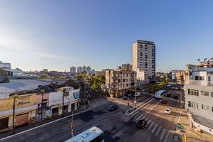 Image 15 - 885163