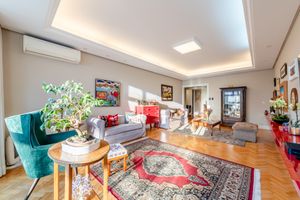 Image 4 - 885164