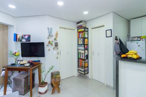 Image 4 - 885165