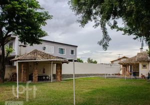 Image 10 - 885166