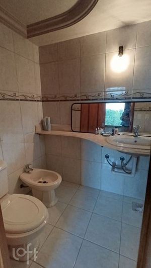 Image 8 - 885167