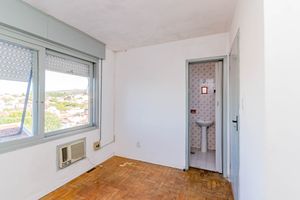 Image 8 - 885173
