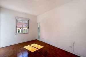 Image 11 - 885176