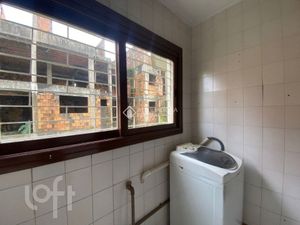 Image 6 - 885178