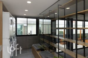 Image 36 - 885185