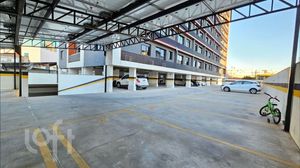 Image 39 - 885185