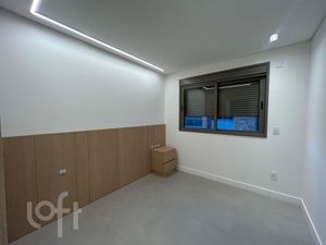 Image 9 - 885186