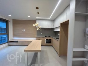 Image 2 - 885186