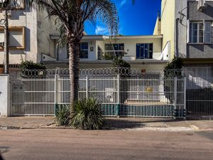 Image 3 - 885195