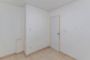 Image 4 - 885197