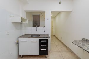 Image 11 - 885197