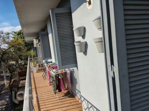 Image 16 - 885201