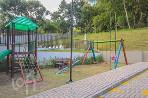 Image 36 - 885202