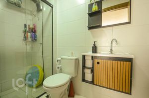 Image 19 - 885202