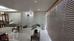 Image 7 - 885266