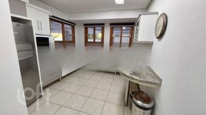 Image 13 - 885266