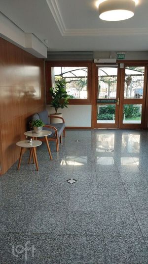 Image 40 - 885266