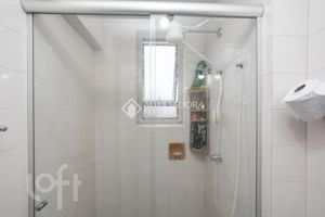Image 9 - 885285
