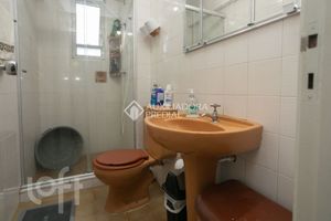Image 11 - 885285
