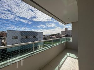 Image 5 - 885288