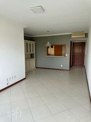 Image 4 - 885298