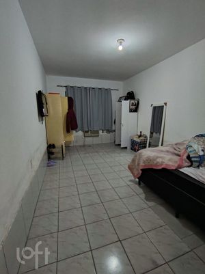 Image 7 - 885302