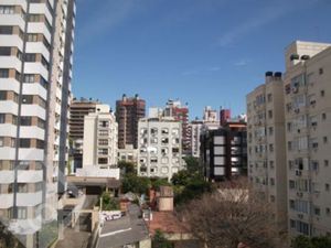 Image 11 - 885322