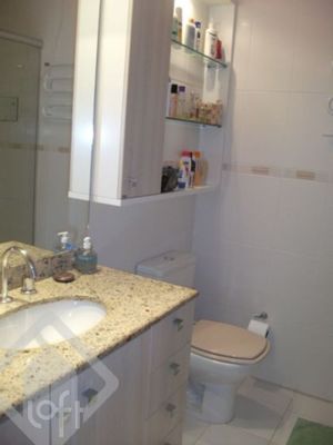 Image 8 - 885322