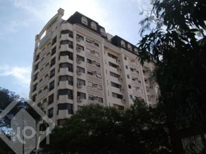 Image 15 - 885322