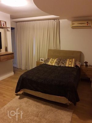Image 14 - 885323