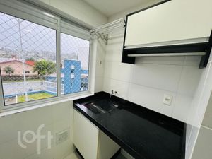 Image 9 - 885334