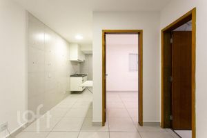 Image 8 - 885347