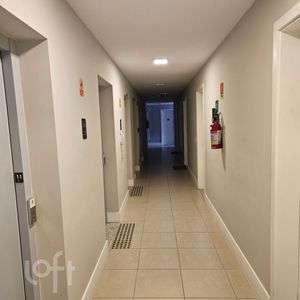 Image 6 - 885348