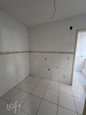 Image 8 - 885349