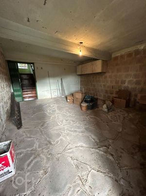 Image 30 - 885353