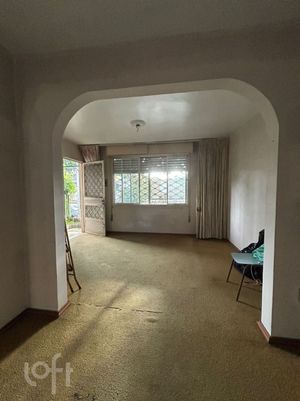 Image 7 - 885353