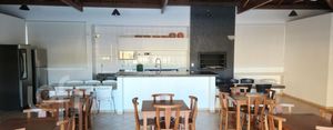 Image 11 - 885365