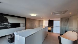 Image 8 - 885367