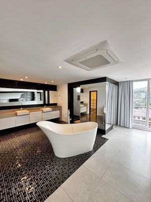 Image 7 - 885367