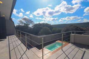 Image 13 - 885409