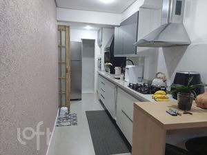 Image 5 - 885411