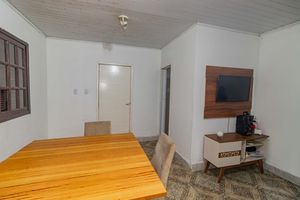 Image 4 - 885414