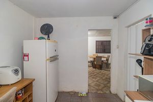 Image 15 - 885414