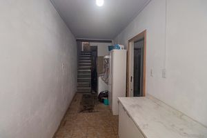 Image 19 - 885414