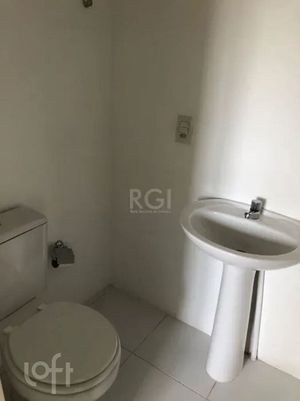 Image 8 - 885417