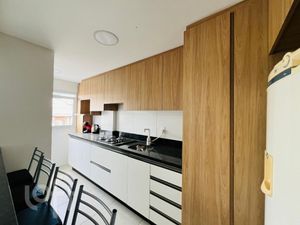 Image 11 - 885463