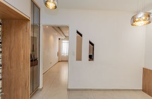 Image 4 - 885467