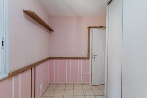Image 17 - 885467