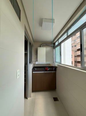 Image 7 - 885468