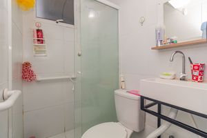 Image 4 - 885481
